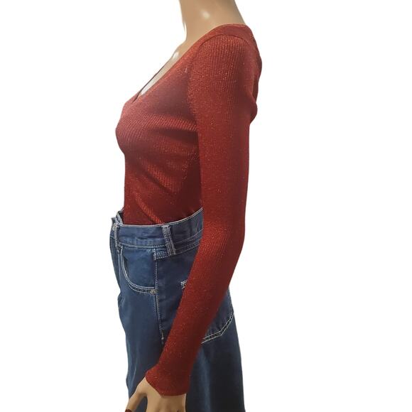Victoria's Secret Size S Red Metallic Bodysuit Snaps Deep V Neck Club Party - Picture 5 of 11